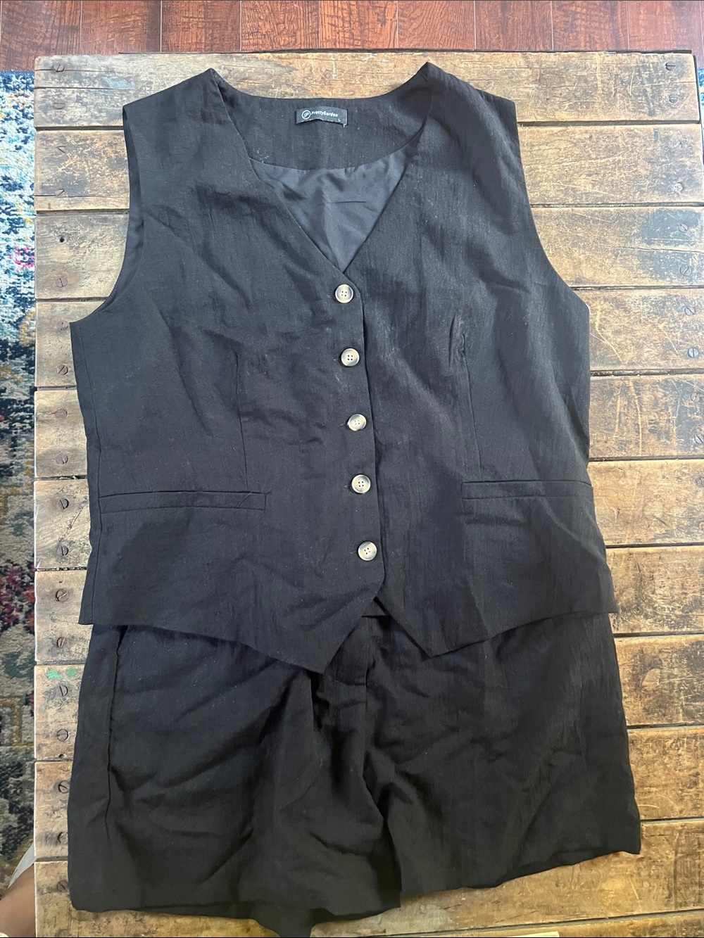 Pretty Garden Black Linen look Vest and Shorts Set size large